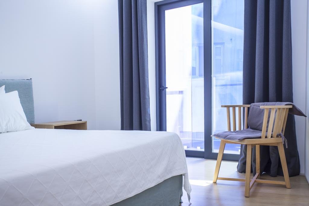 Urban Stripes Apartment เอเธนส์ ภายนอก รูปภาพ
